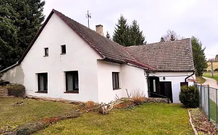 Prodej chaty/chalupy 219 m² s pozemkem 775 m², Nová Bystřice - Ovčárna, okres Jindřichův Hradec
