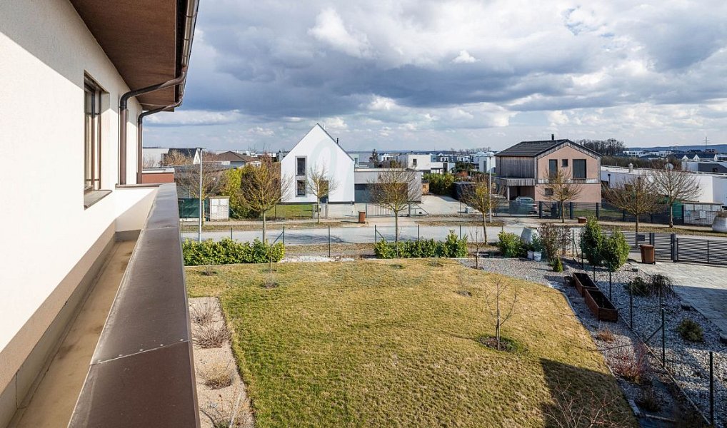 Pronájem domu 244 m² s pozemkem 972 m², Vysoký Újezd – náhled fotky 19