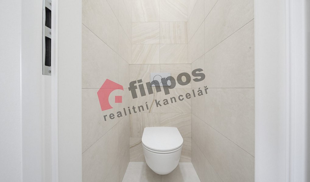 Pronájem bytu 1+kk 27 m², Praha – náhled fotky 13
