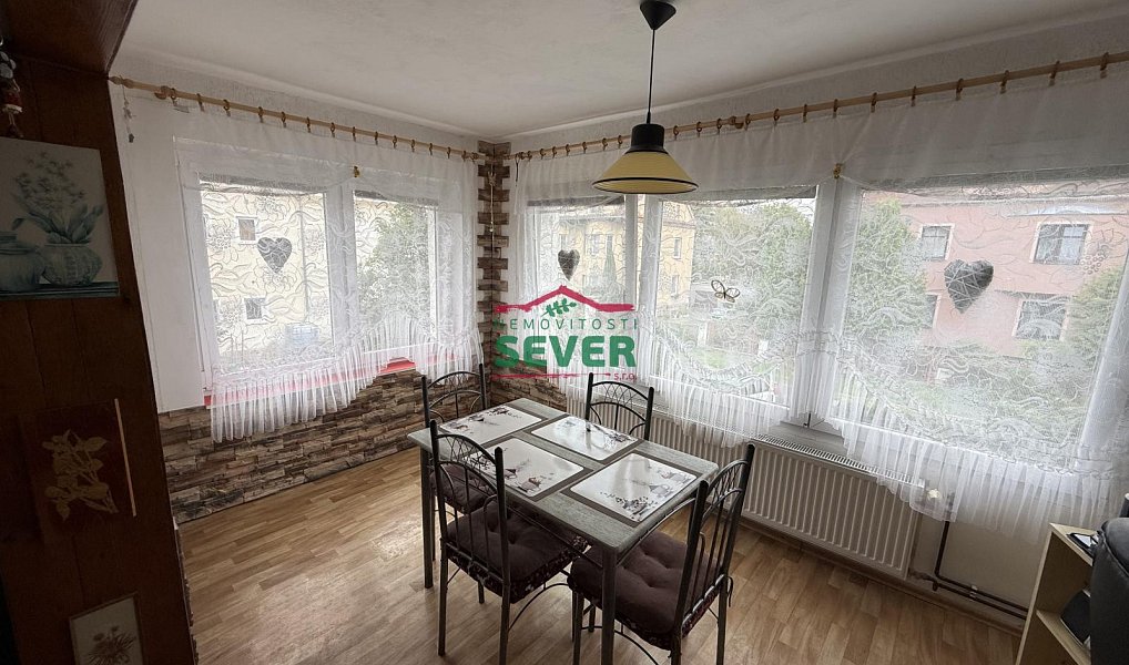 Prodej domu 200 m² s pozemkem 318 m², Jirkov – náhled fotky 4