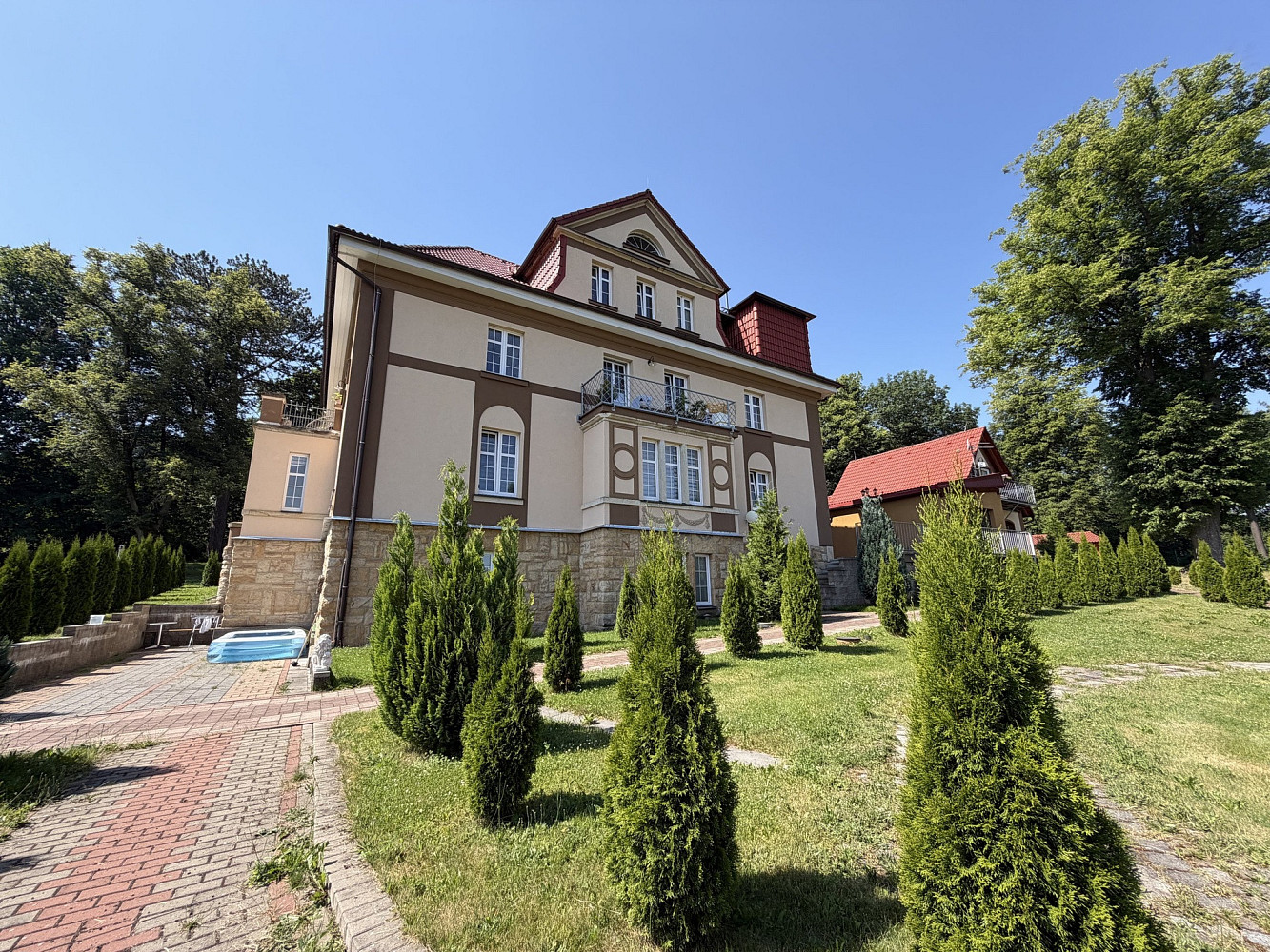 Pronájem bytu 3+kk 76 m² — photo 2
