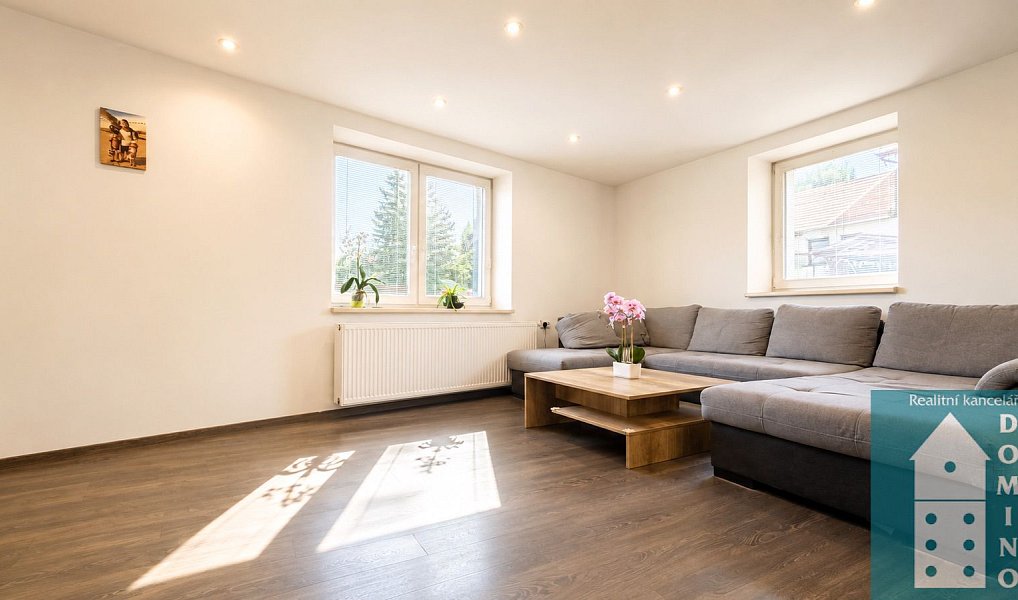 Prodej domu 241 m² s pozemkem 341 m², Halenkovice – náhled fotky 16
