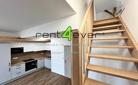 Pronájem bytu 2+kk 52 m², Zborovská, Kolín - Kolín II