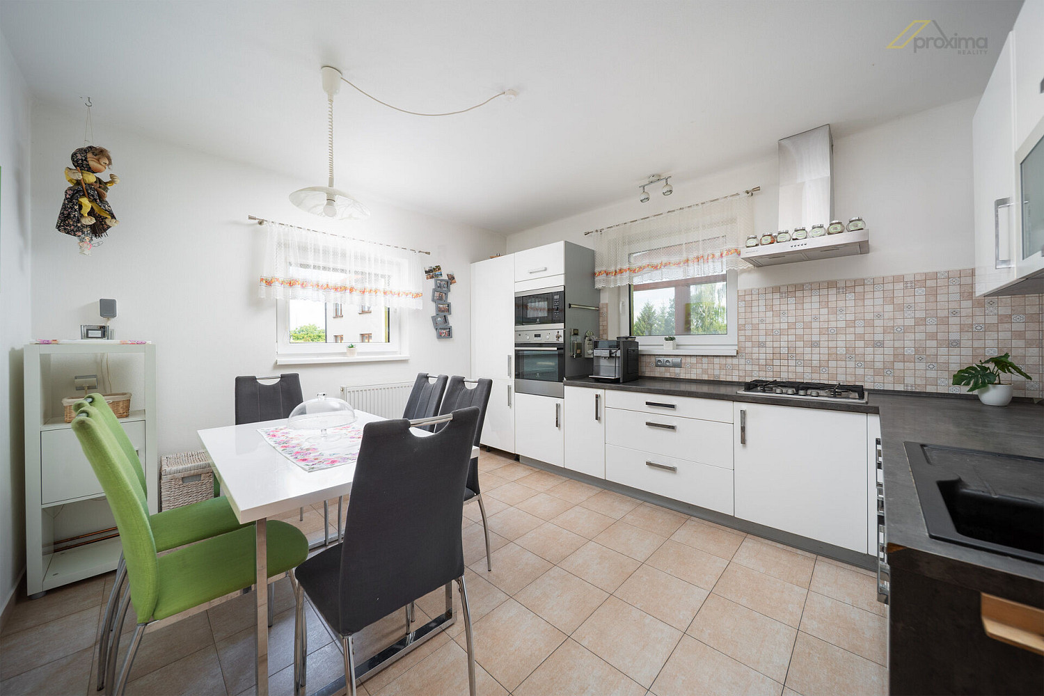 Prodej domu 220 m² s pozemkem 1 551 m² – fotografie 4