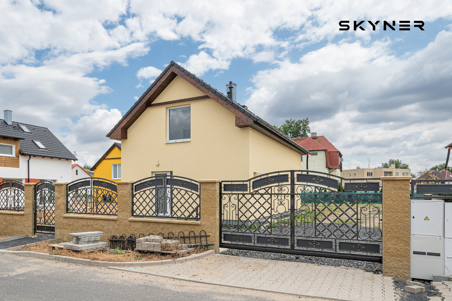 Prodej domu 130 m² s pozemkem 494 m² – fotografie 2