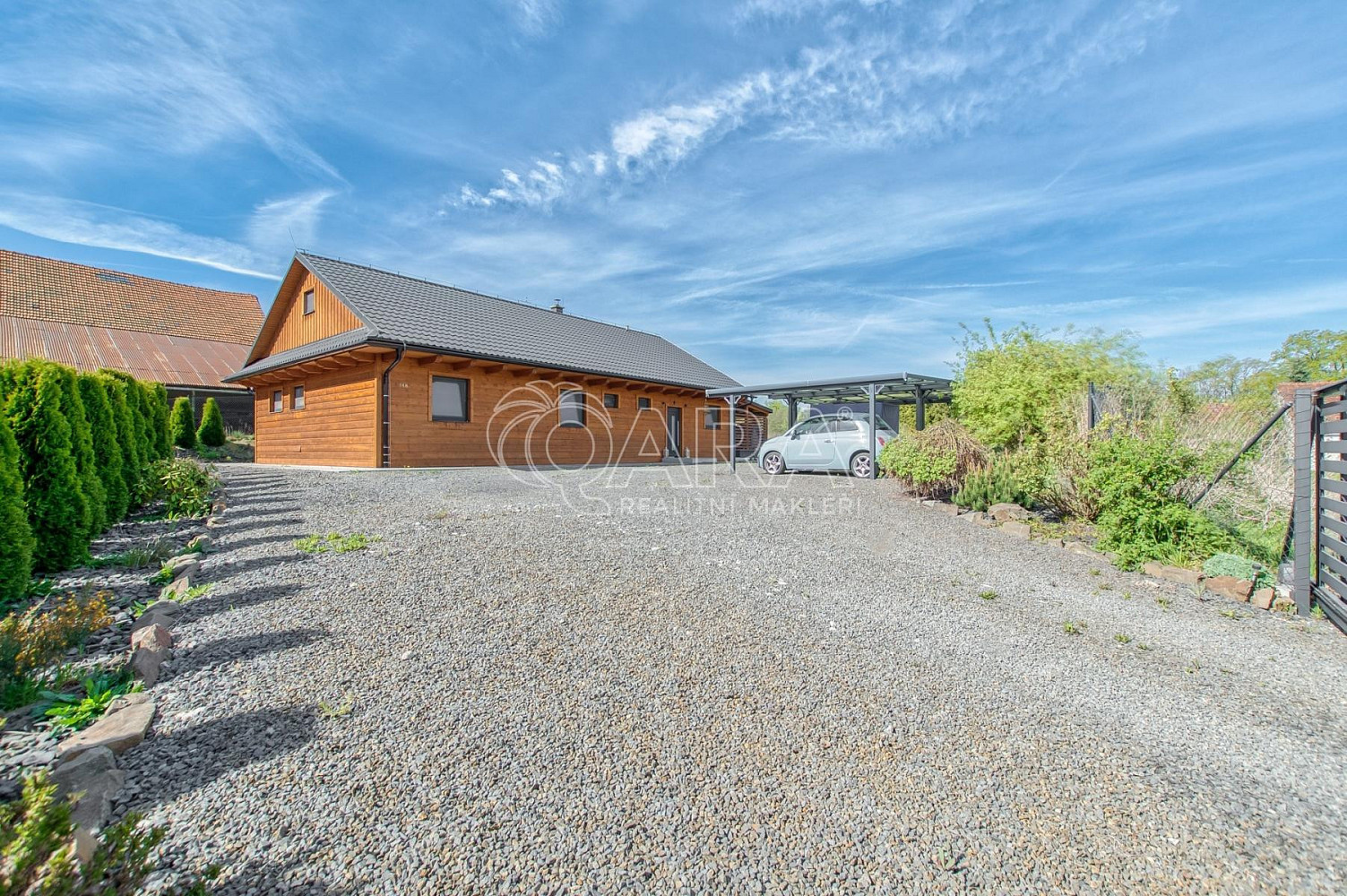 Prodej domu 144 m² s pozemkem 1 670 m² – fotografie 2