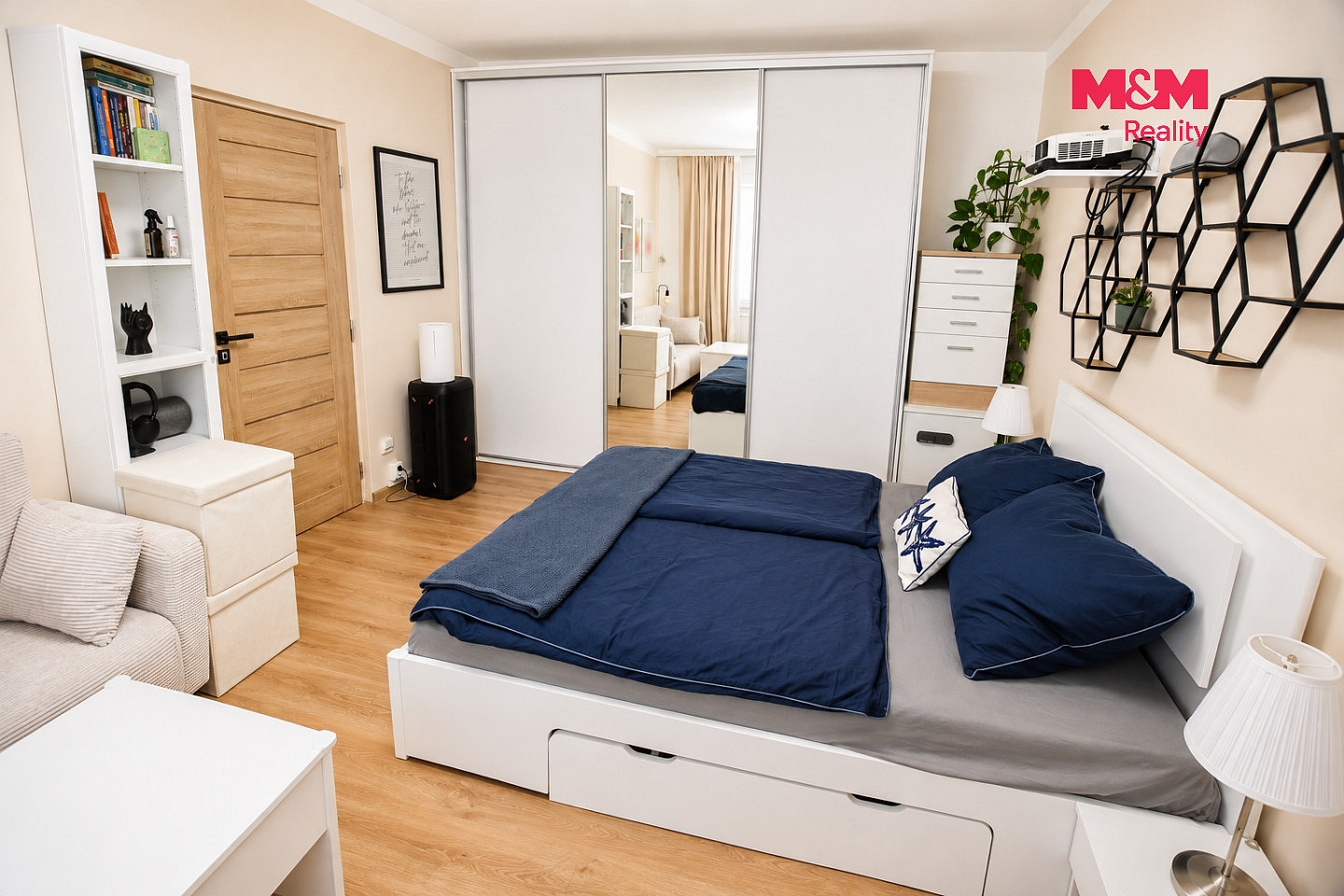 Pronájem bytu 1+1 35 m² – fotografie 4
