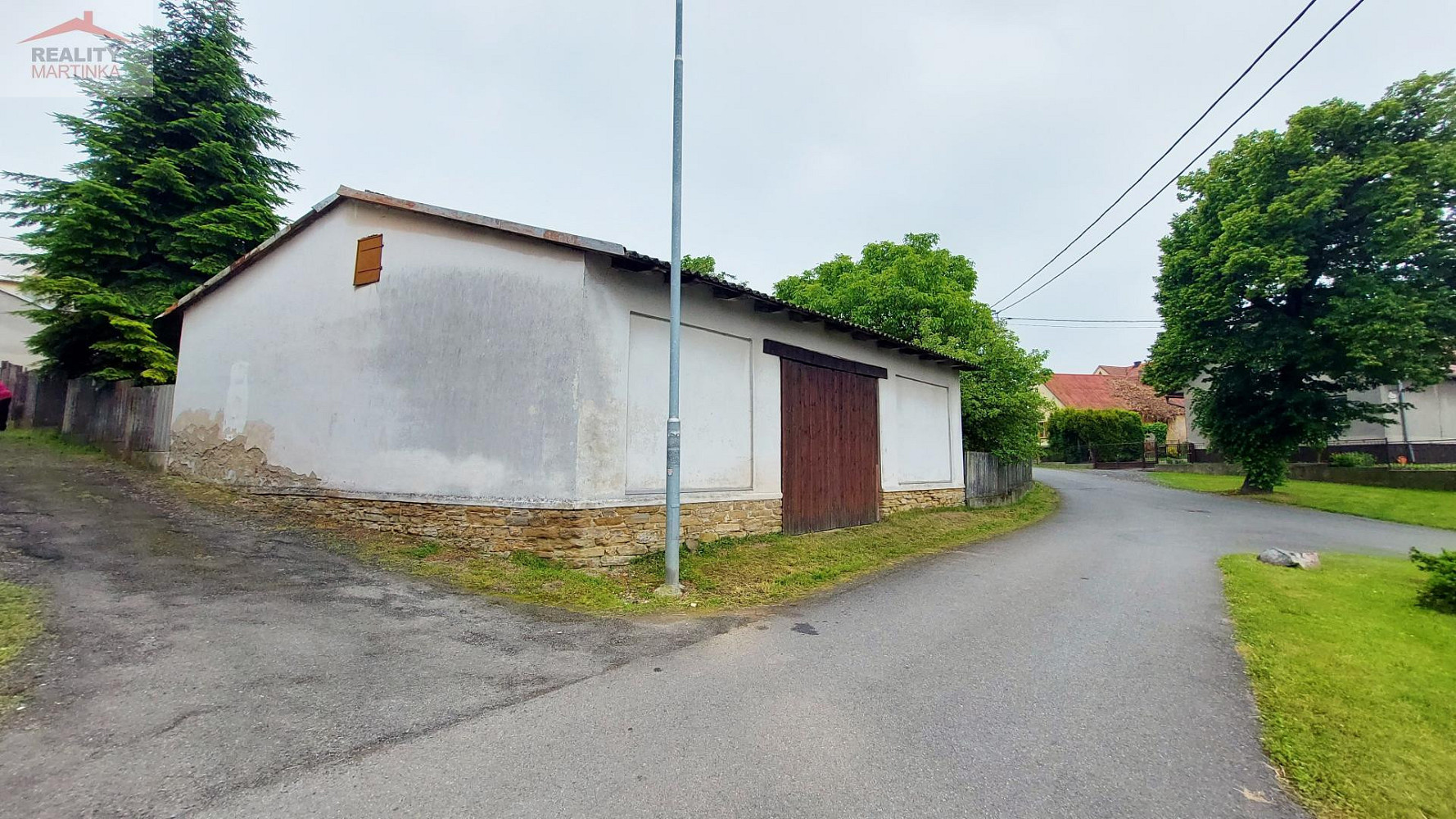 Prodej stavebního pozemku 550 m² – pohled 4