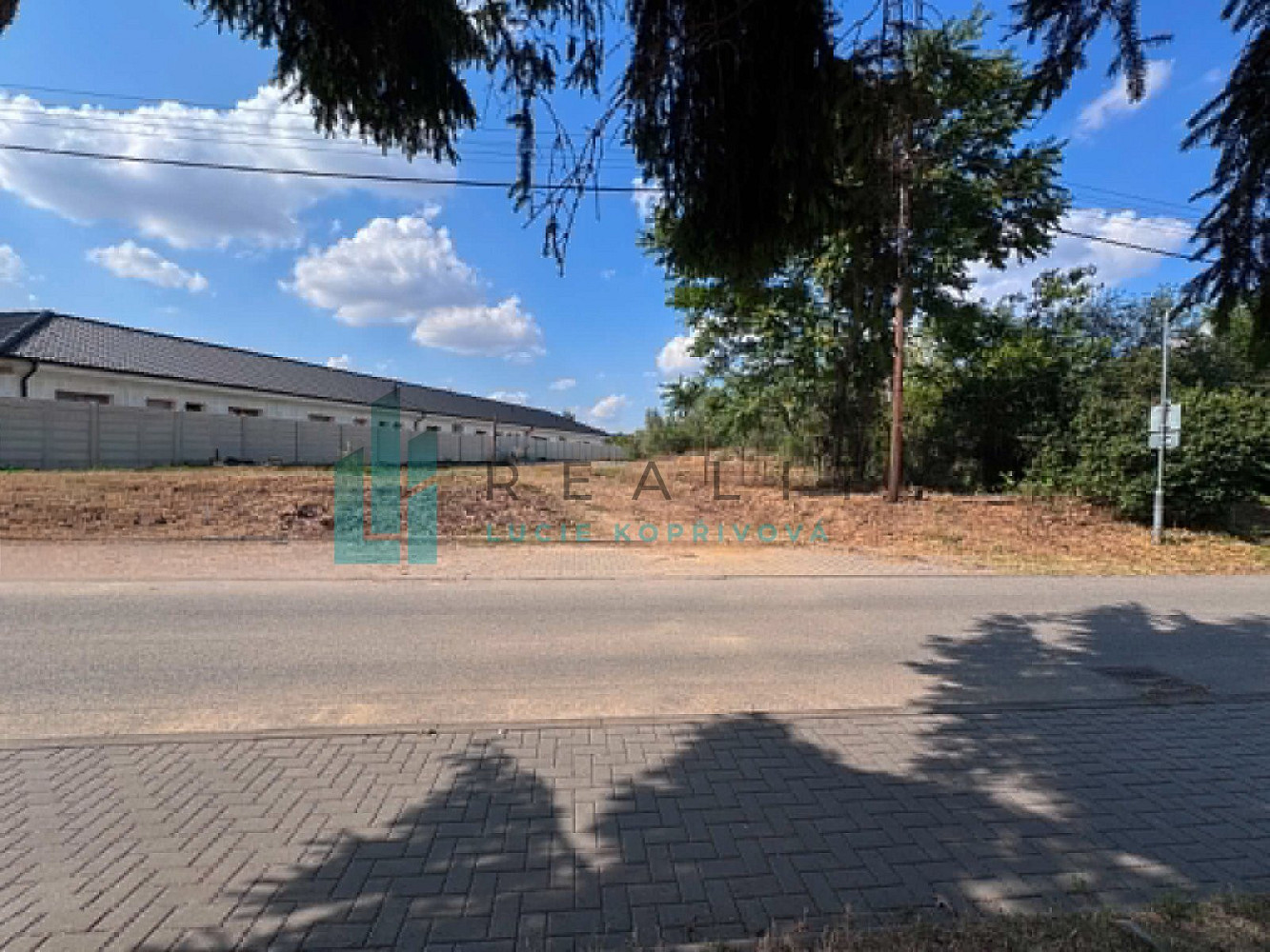 Prodej stavebního pozemku 449 m² – fotografie 5