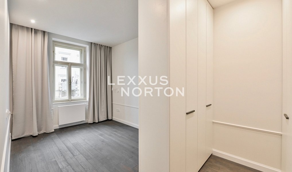Pronájem bytu 4+kk 167 m², Praha – náhled fotky 8