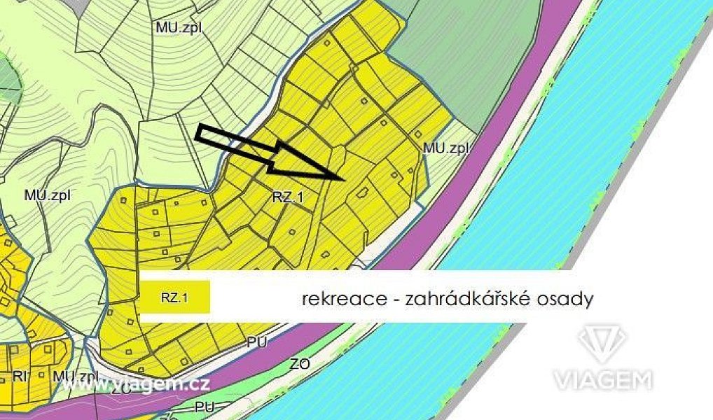 Prodej stavebního pozemku 2 036 m², Dolní Zálezly – náhled fotky 2