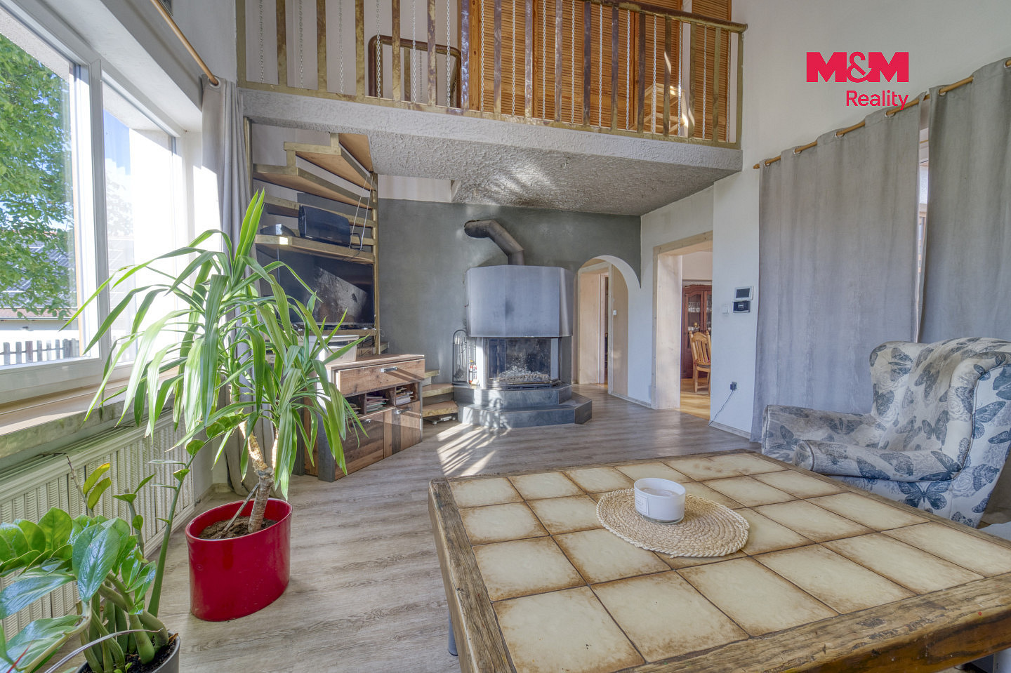 Prodej domu 176 m² s pozemkem 1 096 m² – fotografie 2