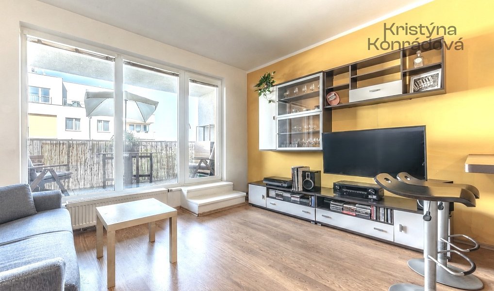 Prodej bytu 2+kk 45 m², Praha – náhled fotky 4