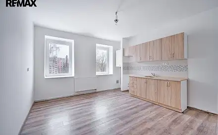 Prodej bytu 1+1 47 m², Petra Bezruče, Aš, okres Cheb