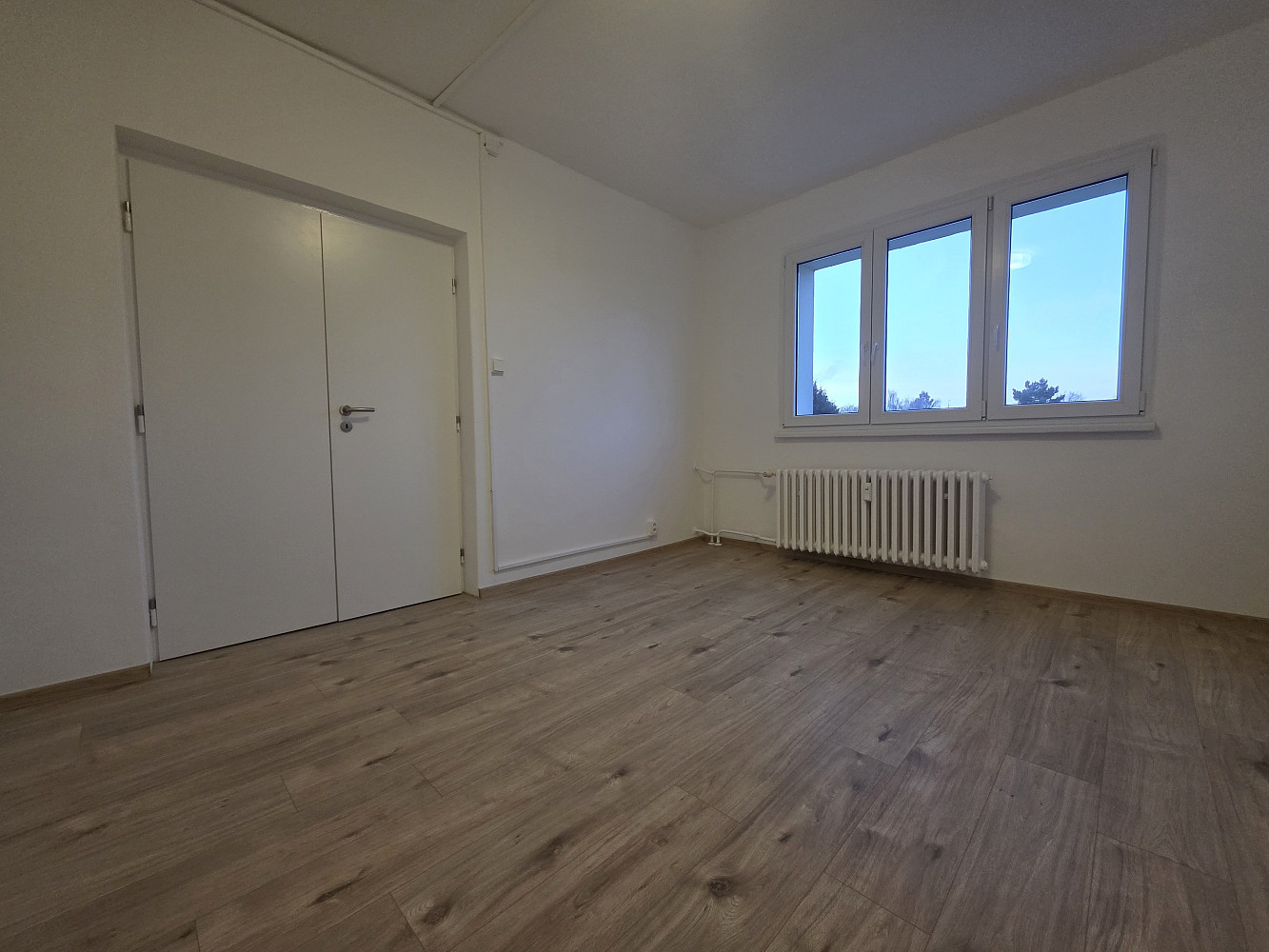 Pronájem bytu 2+1 55 m² – fotografie 3