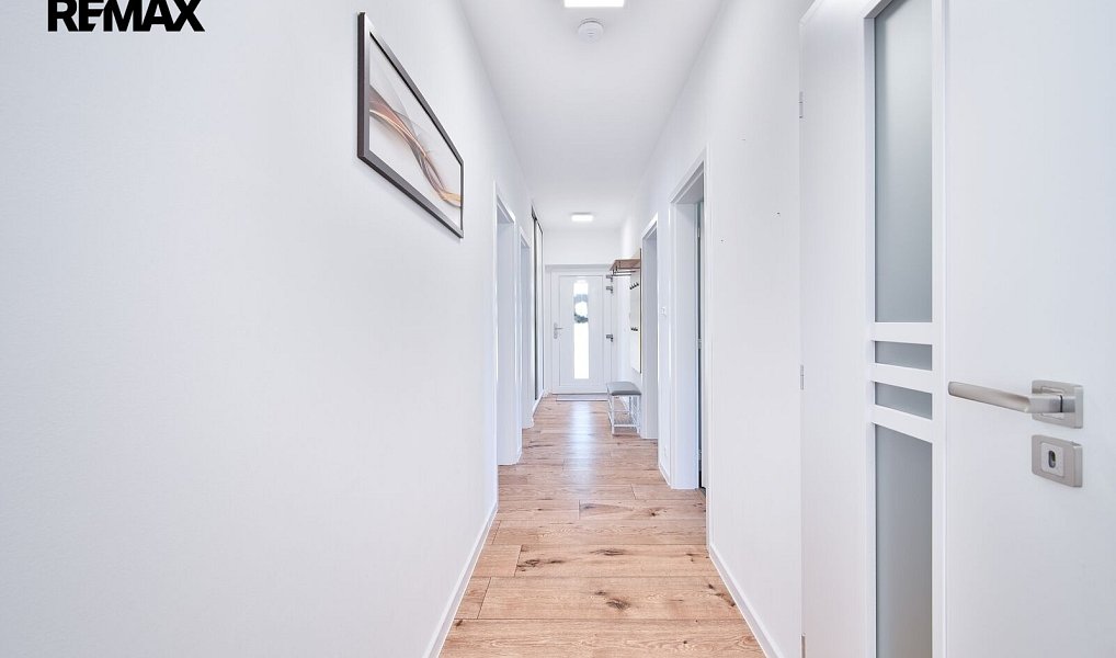 Prodej domu 107 m² s pozemkem 1 774 m², Stružná – náhled fotky 15