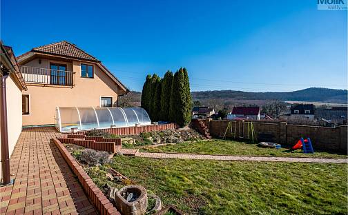 Prodej domu 200 m² s pozemkem 989 m², Lužice, okres Most