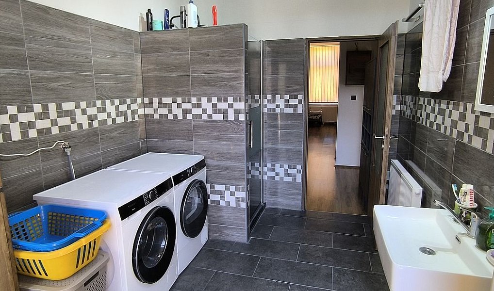 Prodej bytu 3+1 126 m², Cheb – náhled fotky 8