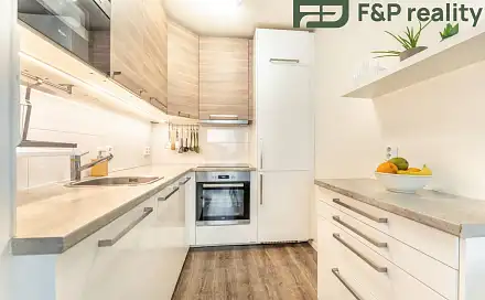 Pronájem bytu 2+kk 43 m²