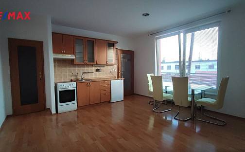 Pronájem bytu 2+kk 45 m², V Brňanech, Vyškov - Brňany