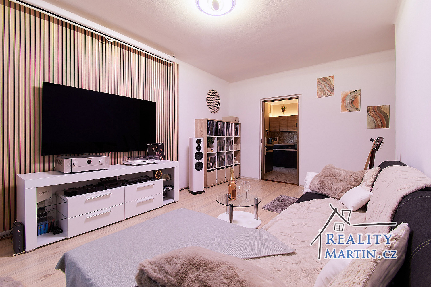 Prodej bytu 2+1 54 m² – fotografie 2
