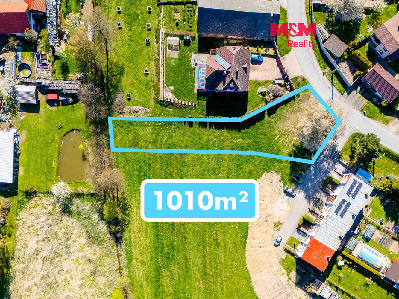 Prodej stavebního pozemku 1 010 m²