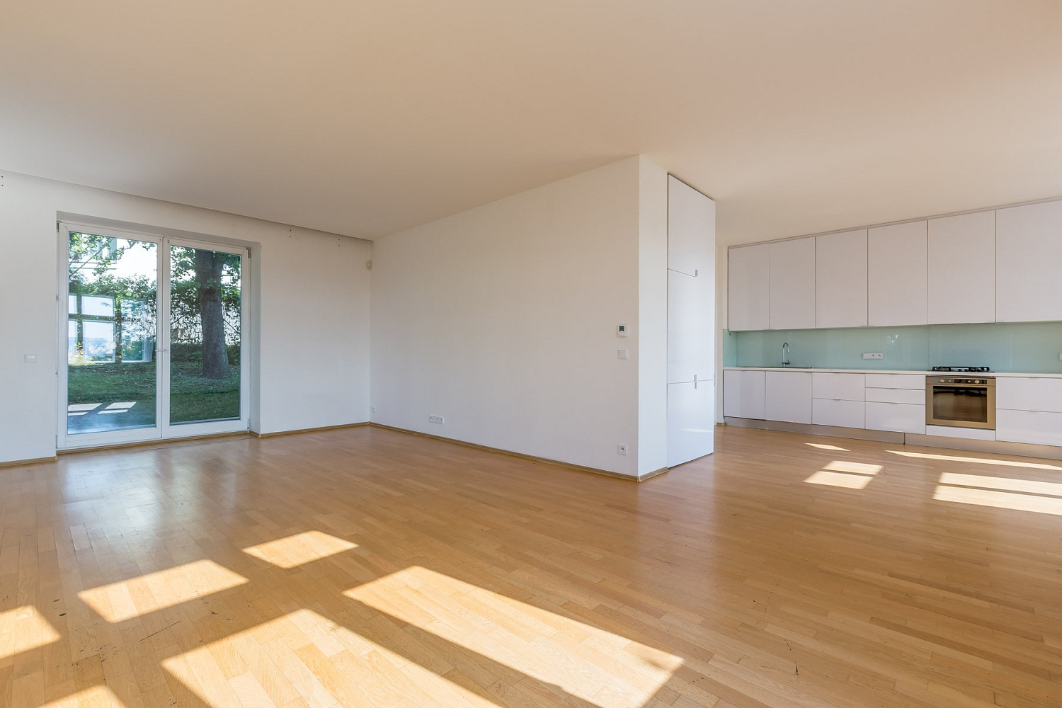 Prodej domu 185 m² s pozemkem 790 m² – fotografie 2