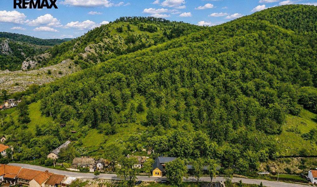 Prodej stavebního pozemku 2 004 m², Beroun – náhled fotky 9