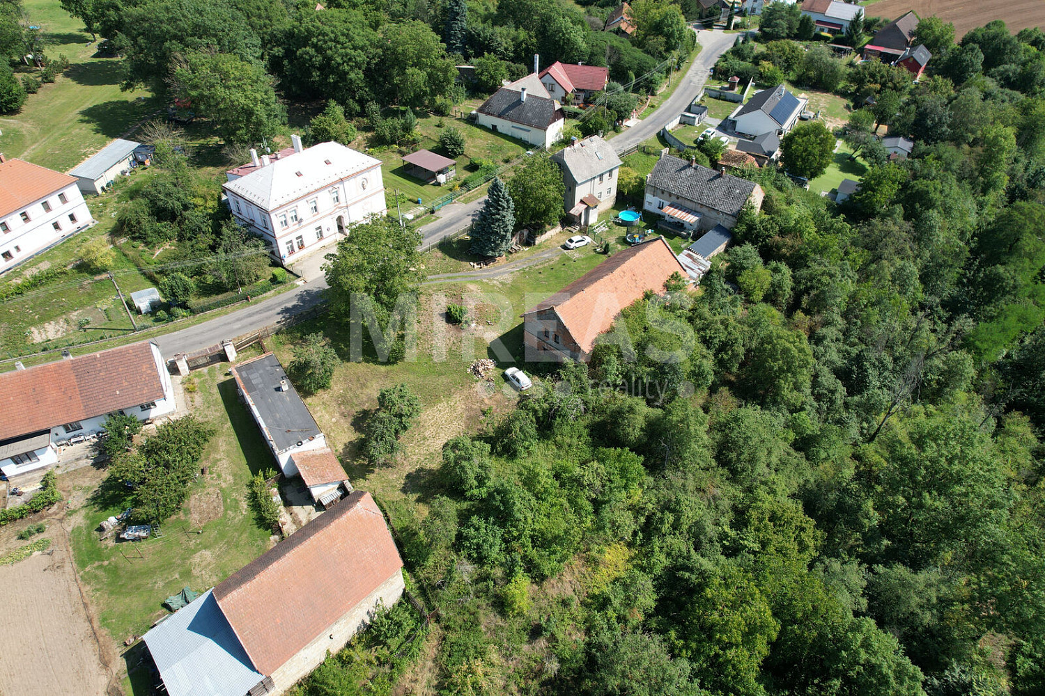 Prodej stavebního pozemku 2 284 m² – fotografie 4