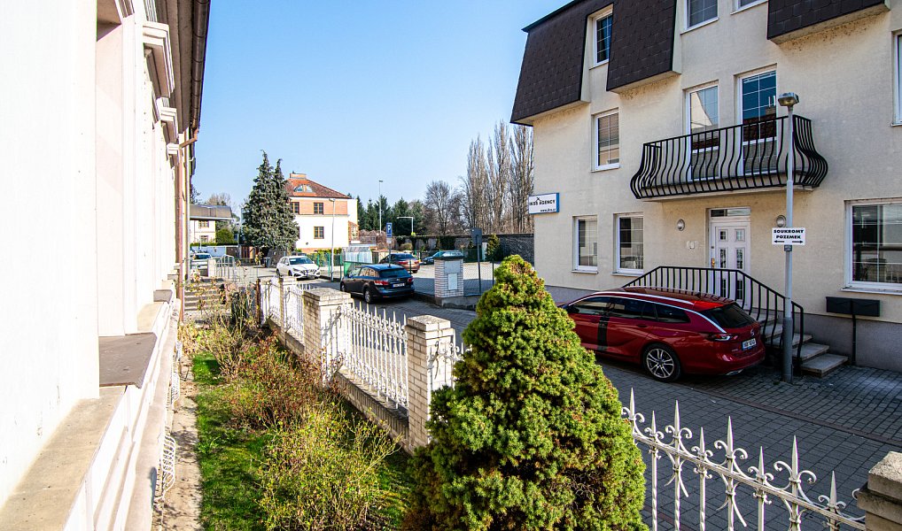 Prodej domu 165 m² s pozemkem 310 m², Praha – náhled fotky 29