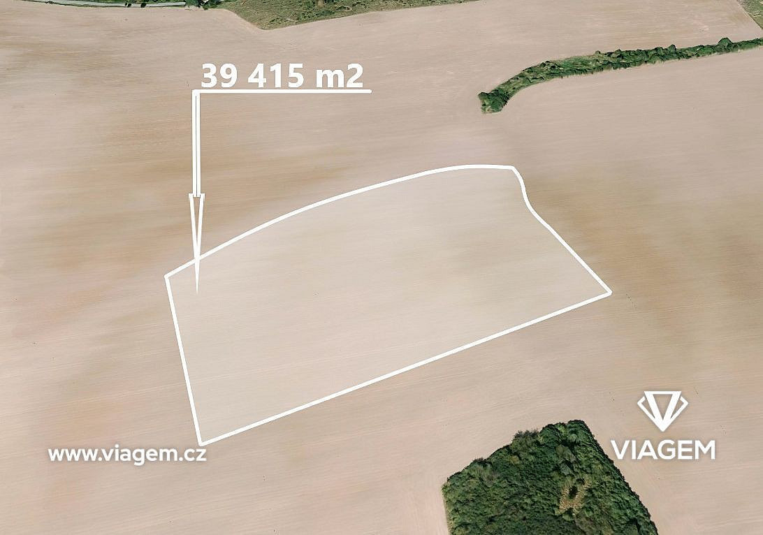 Prodej pole 4 926 m²