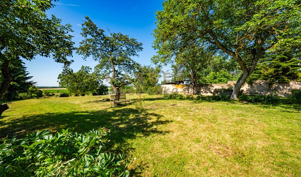 Prodej domu 400 m² s pozemkem 1 899 m², Cítov – náhled fotky 7
