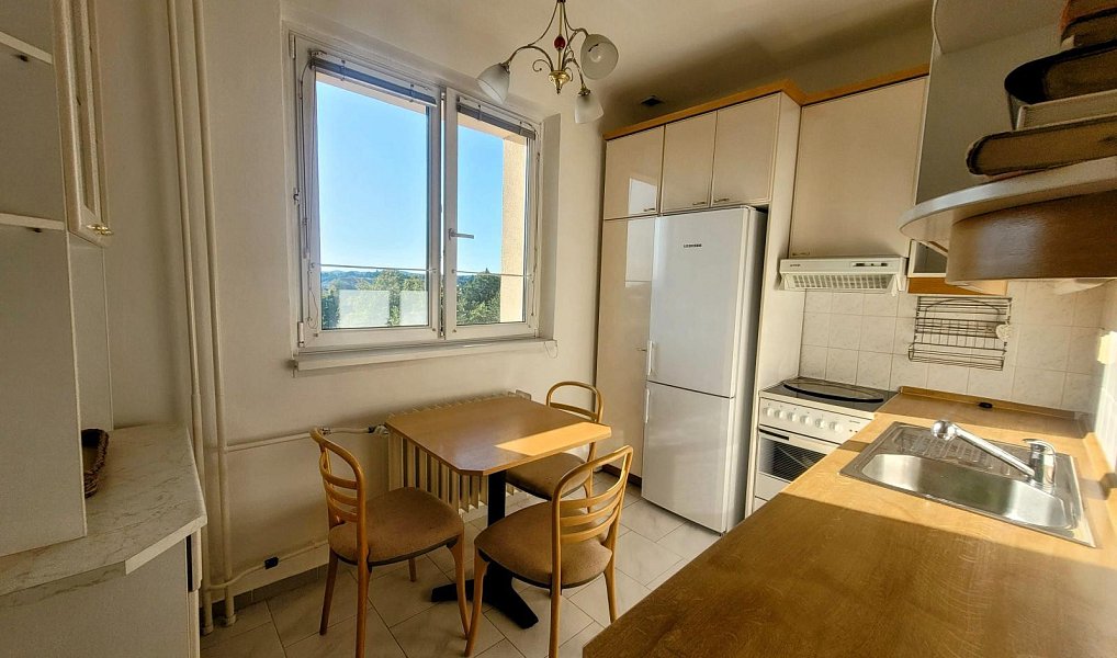 Pronájem bytu 2+1 54 m², Turnov – náhled fotky 3