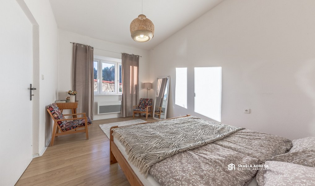 Prodej nájemního domu, činžáku 600 m², Vimperk – náhled fotky 4