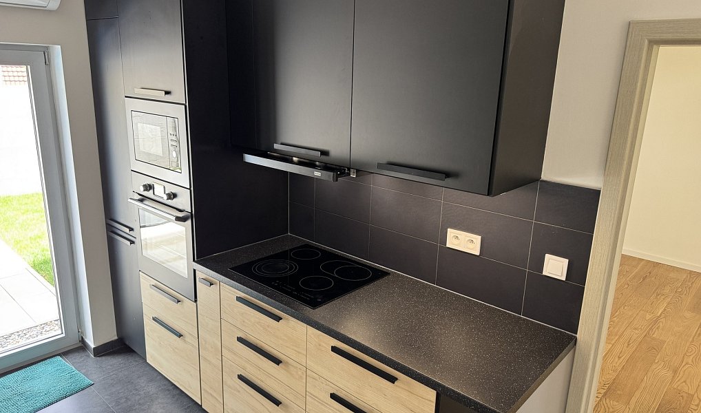 Prodej bytu 4+kk 99 m², Praha – náhled fotky 17