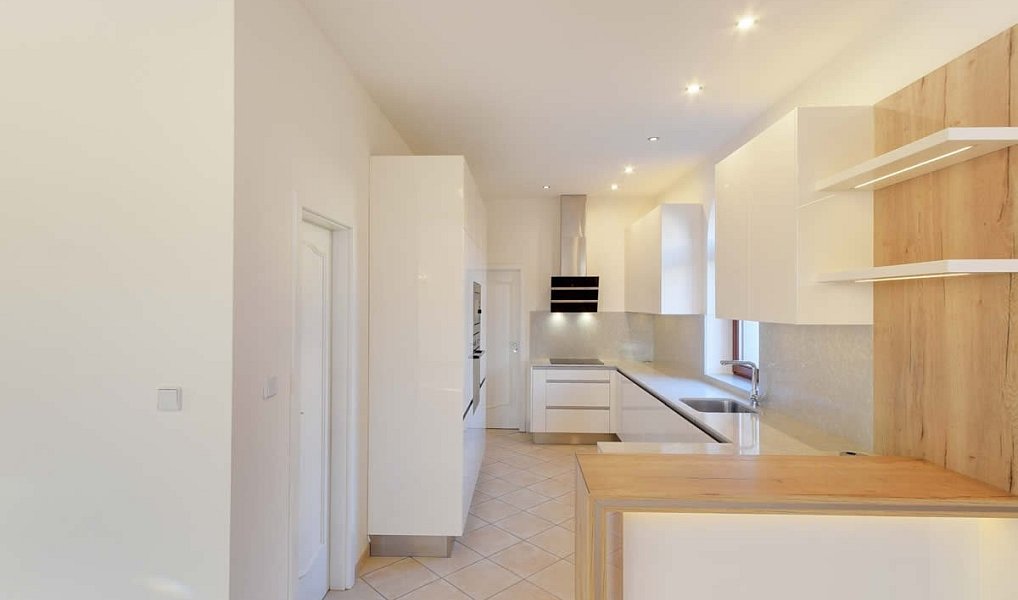 Pronájem domu 243 m² s pozemkem 387 m², Praha – náhled fotky 11