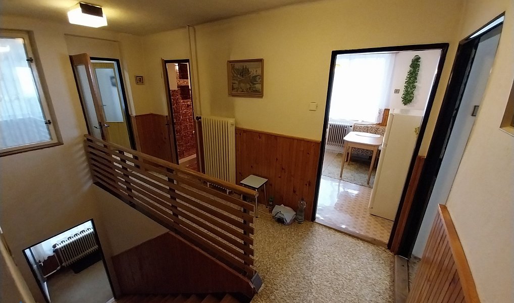 Prodej domu 180 m² s pozemkem 1 214 m², Strážné – náhled fotky 28
