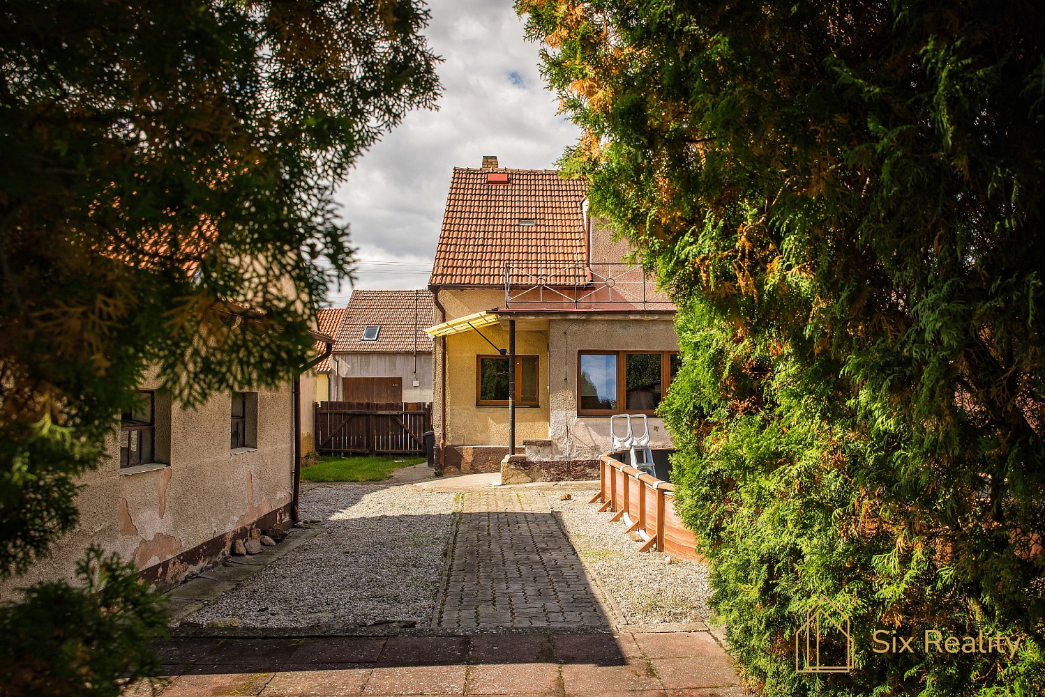 Prodej domu 150 m² s pozemkem 792 m² – fotografie 2