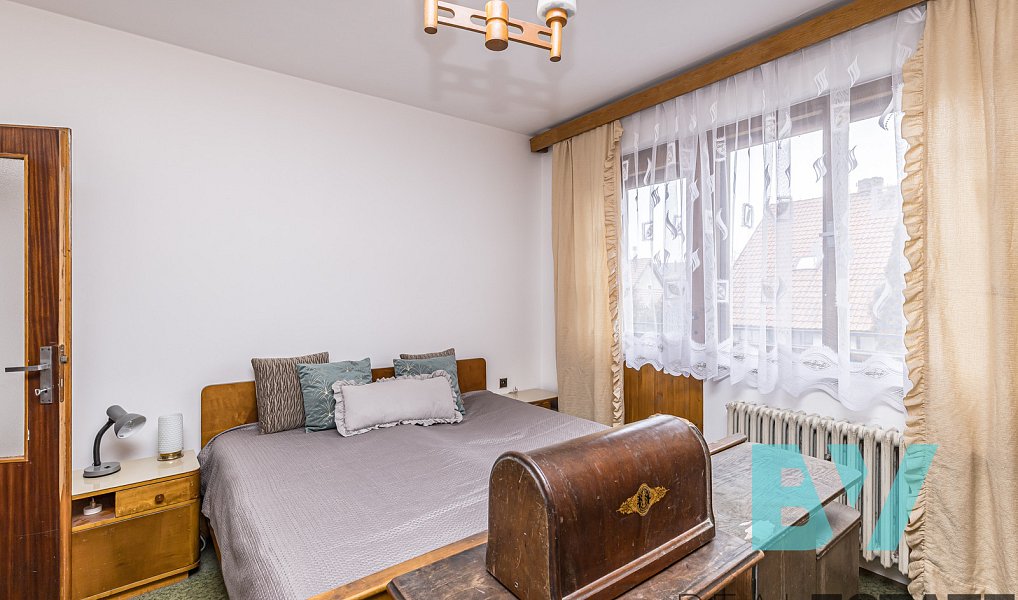 Prodej domu 308 m² s pozemkem 731 m², Praha – náhled fotky 27
