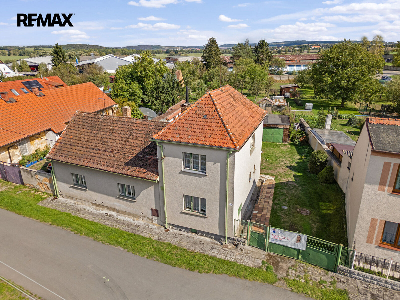 Prodej domu 142 m² s pozemkem 1 894 m²