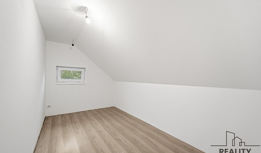 Prodej domu 190 m² s pozemkem 1 789 m², Bukovina nad Labem – náhled fotky 25