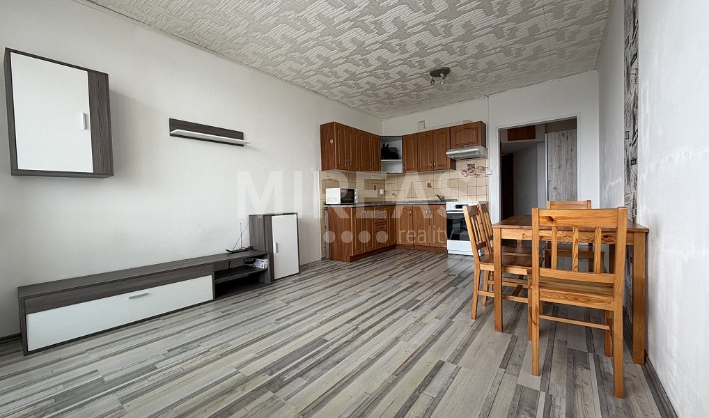 Pronájem bytu 2+kk 34 m², Liberec – náhled fotky 3