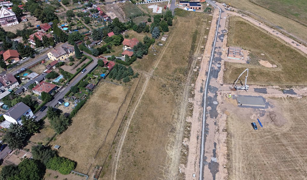 Prodej stavebního pozemku 881 m², Dubí – náhled fotky 4
