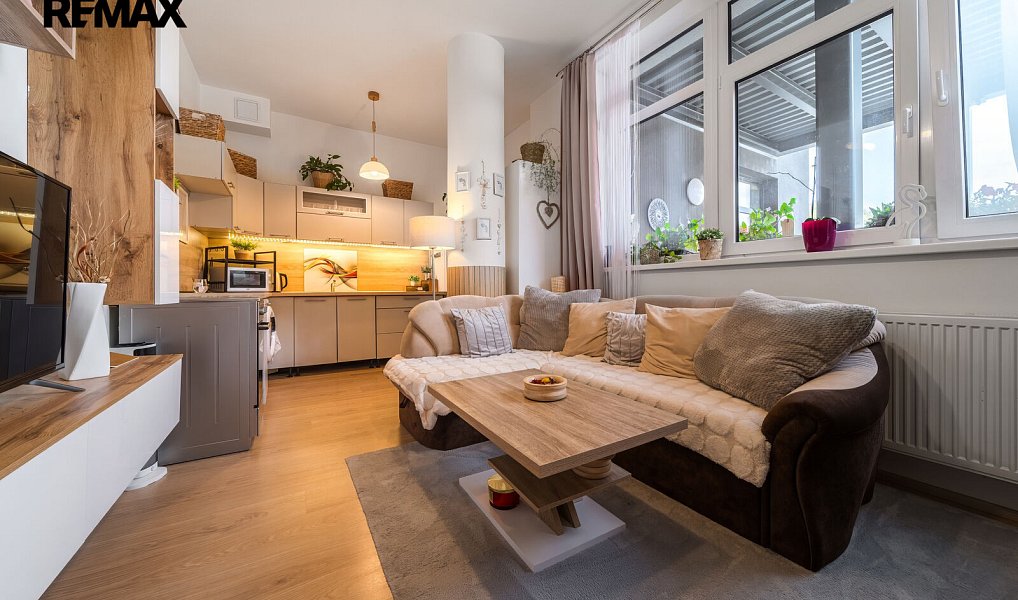 Prodej bytu 3+kk 56 m², Adamov – náhled fotky 4