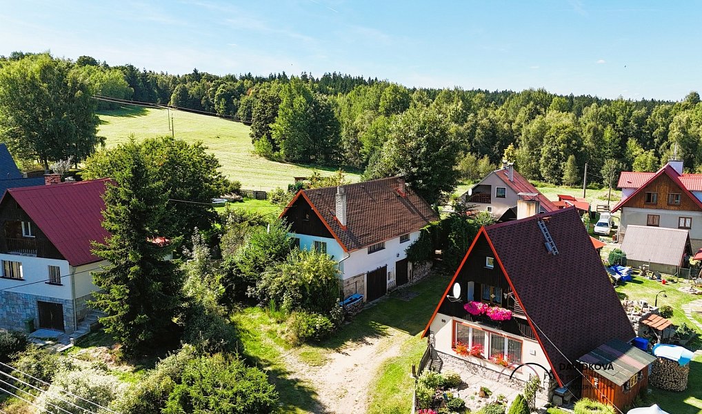Prodej domu 200 m² s pozemkem 458 m², Jindřichovice – náhled fotky 4