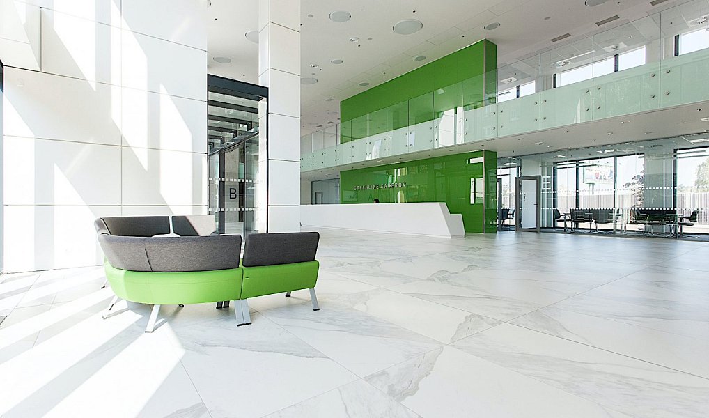 Pronájem kanceláře 678 m², Praha – náhled fotky 2