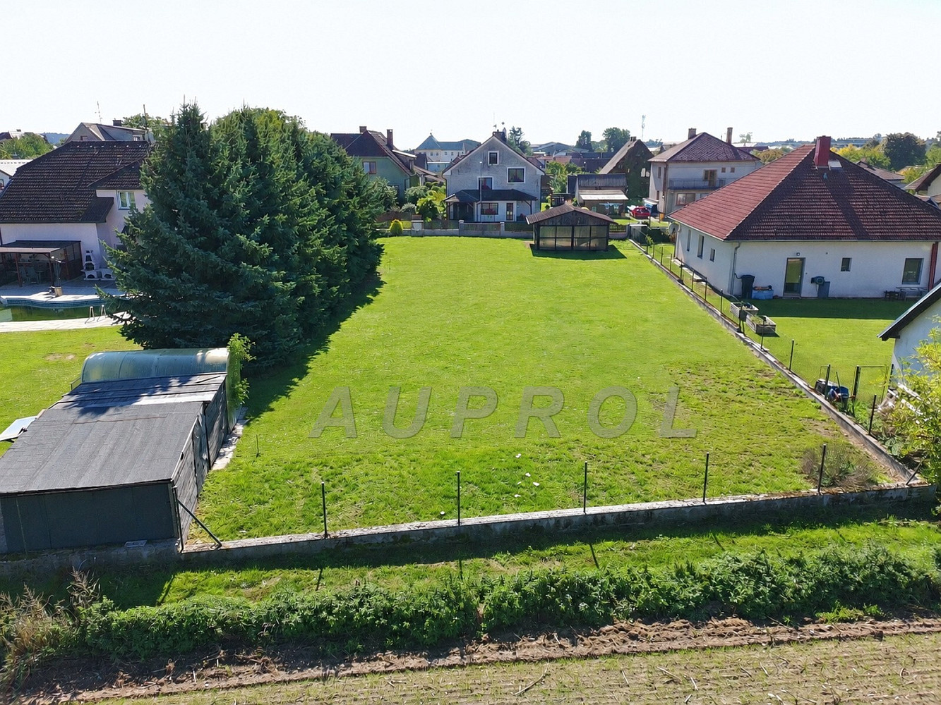 Prodej stavebního pozemku 966 m² – fotografie 4