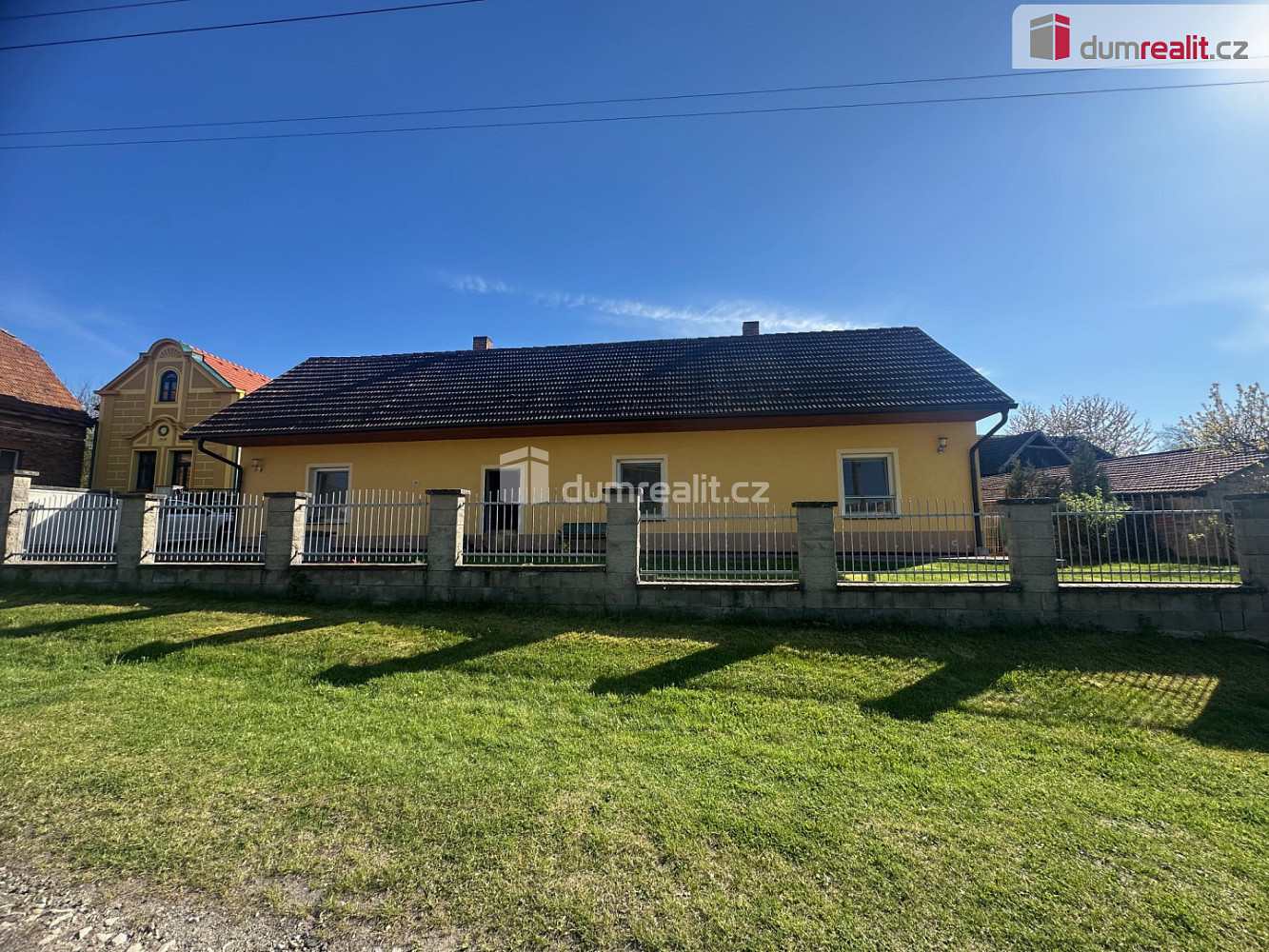 Pronájem domu 75 m² s pozemkem 300 m²