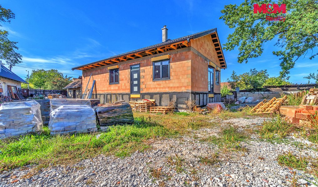 Prodej domu 103 m² s pozemkem 1 163 m², Kostomlaty nad Labem – náhled fotky 2