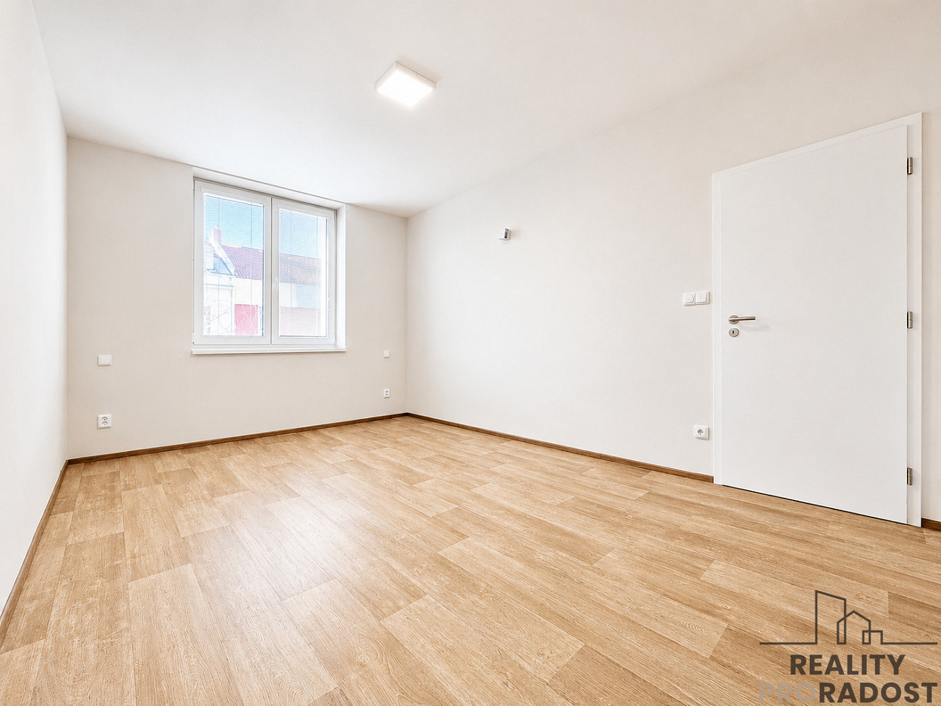 Pronájem bytu 2+kk 52 m² – fotografie 5